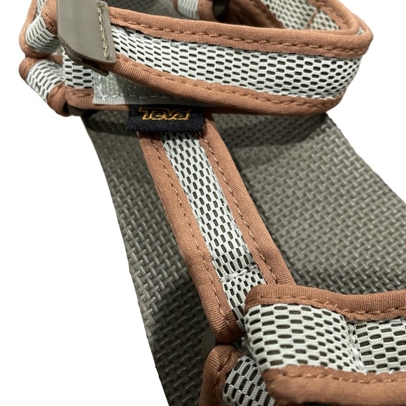 Teva Flatform Universal Mesh Print Sandals, Size 8, Olive Green Platform Womens - Picture 5 of 7